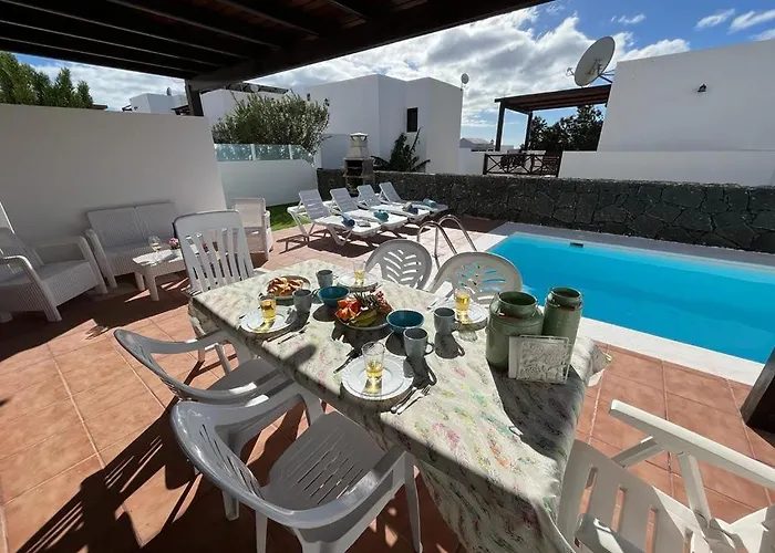 Aloe 4 Tatil Evi Playa Blanca